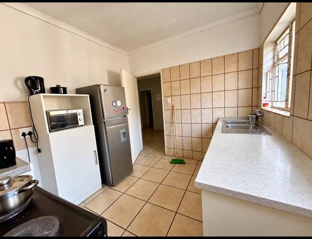 11 BEDROOM HOUSE FOR SALE IN BRANDWAG